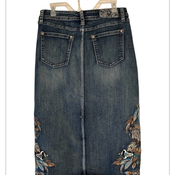 Grace in LA Tribal Feather Embroidered Skirt XL - Picture 2 of 6